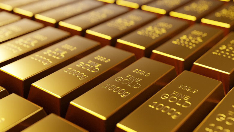 pretul aurului a inregistrat cea mai mare scadere lunara din ultimii aproape 17 ani 69ccd386561d0