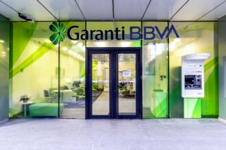 raiffeisen este foarte aproape sa cumpere garanti bbva tranzactie de 550 de milioane de euro surse 69ce519b672f6