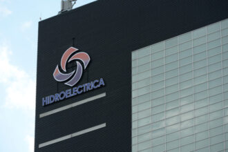 reactia hidroelectrica dupa ce ministerul energiei a anuntat suspendarea presedintelui consiliului de supraveghere acuzat de mita 69fe41a8e0602